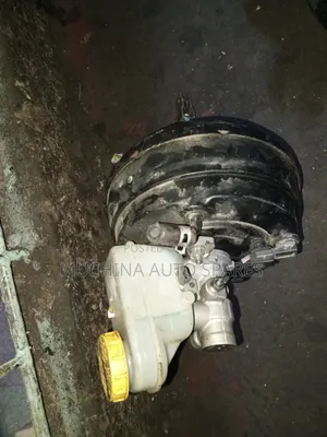 Brake Booster and Master Cylinder Subaru Bs9