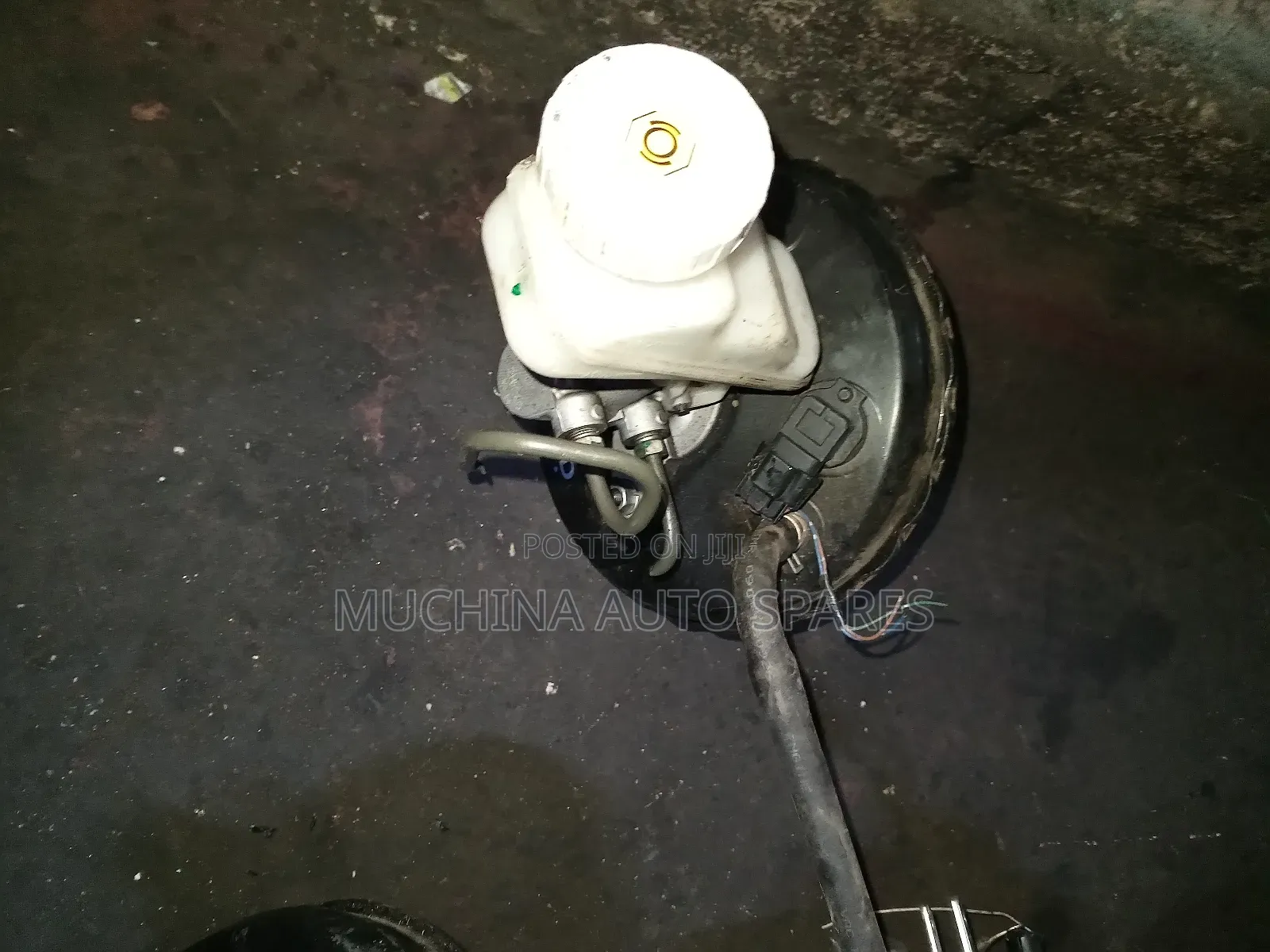 Brake Booster and Master Cylinder Mistrubish Mirage