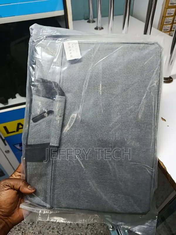 Polyester Grey Laptop Cover for 14 Inch