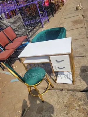 Love Styling Chair