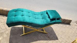 Green Velvet Lash Bed - thumbnail 2