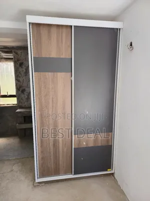 Wadrobe With Sliding Doors