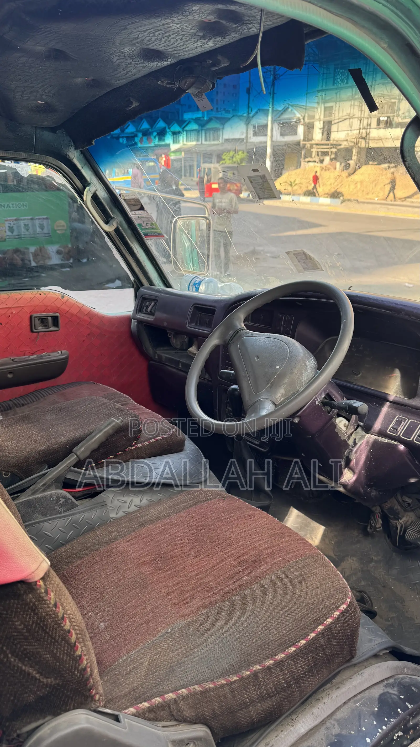 Nissan Caravan (Urvan) 2001 Blue