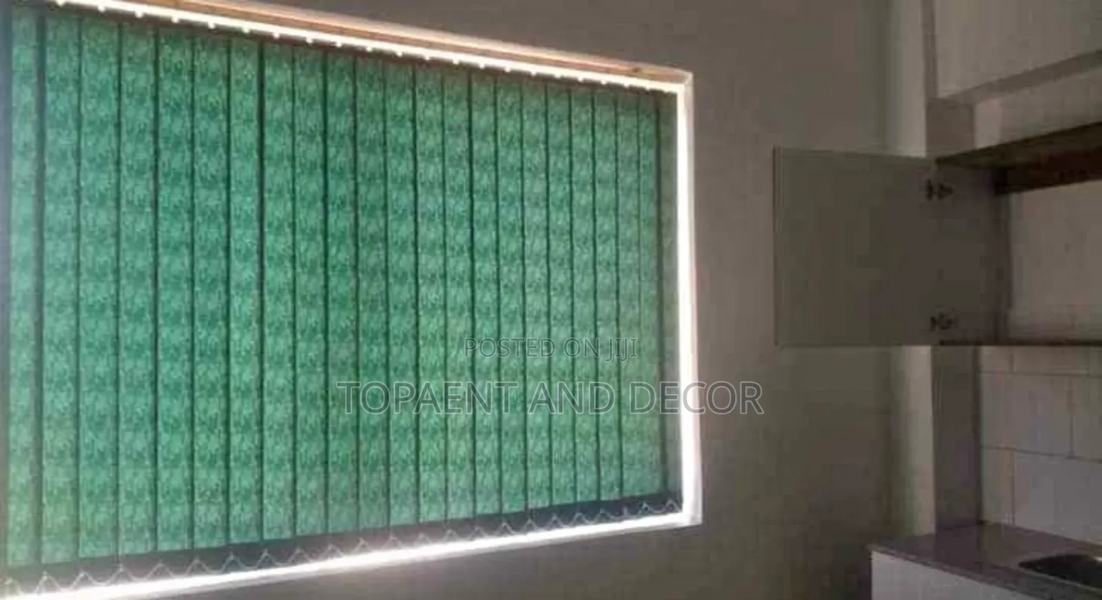 Ultra Modern Shade Vertical Window Blinds