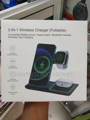 3-in-1 Foldable Magnetic Wireless Charger - thumbnail 2