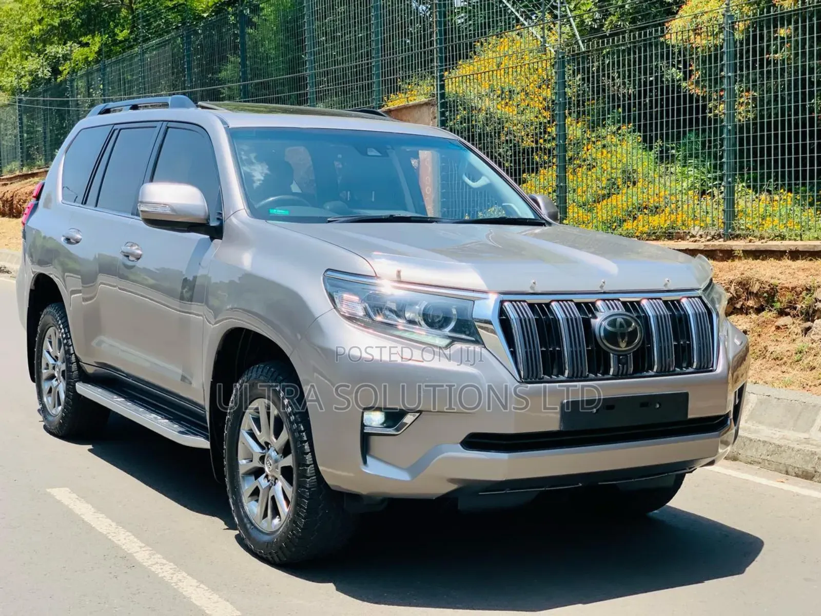 Toyota Land Cruiser Prado 2019 Silver