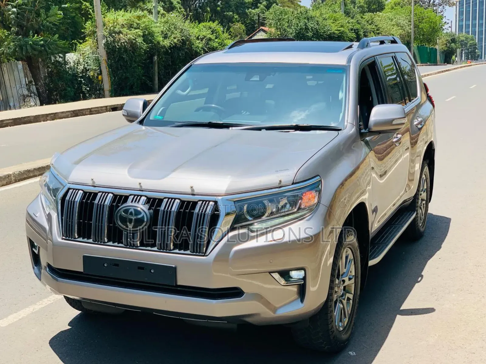 Toyota Land Cruiser Prado 2019 Silver