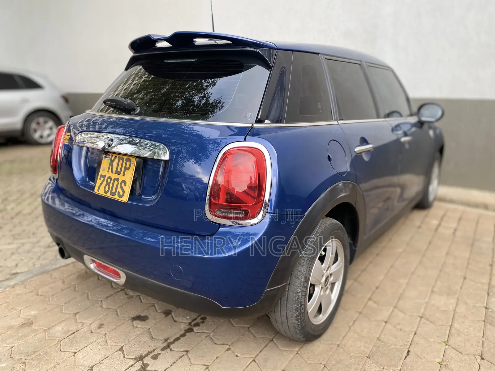 Mini Cooper 2016 Blue