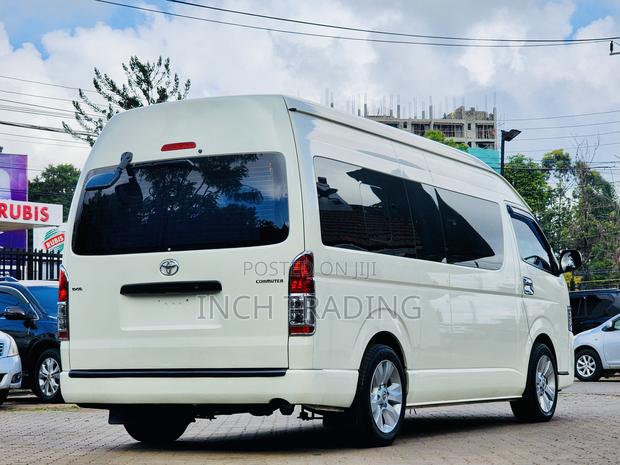 Toyota HiAce 2019 White - thumbnail 8