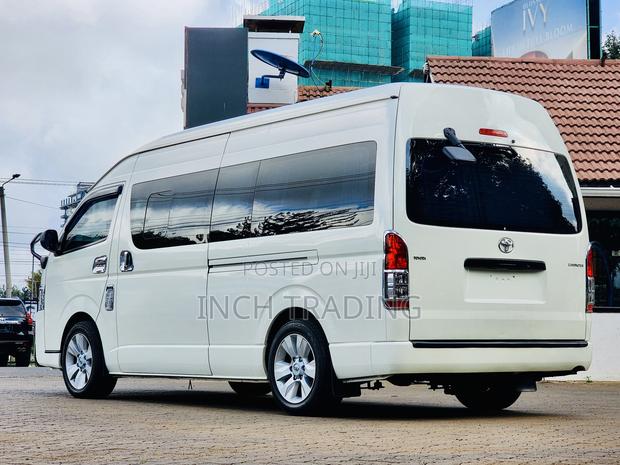 Toyota HiAce 2019 White - thumbnail 6