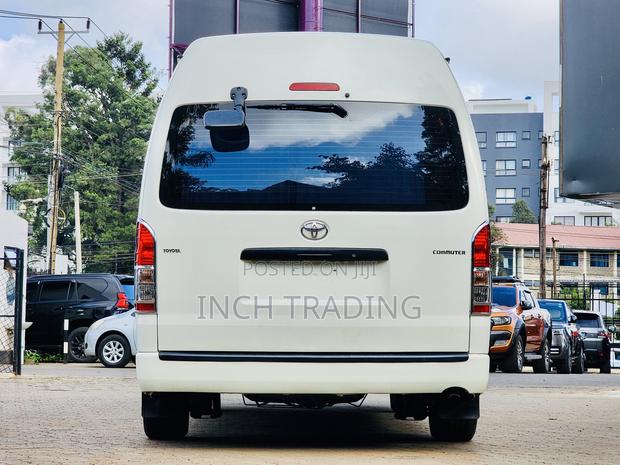 Toyota HiAce 2019 White - thumbnail 7