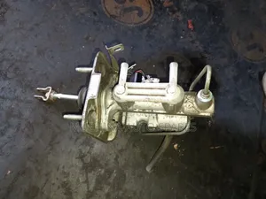 Brake Booster and Master Cylinder Toyota Prius, Voxy, Crown Hybrid