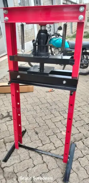 12t Hydraulic Press Machine Suppliers Kenya