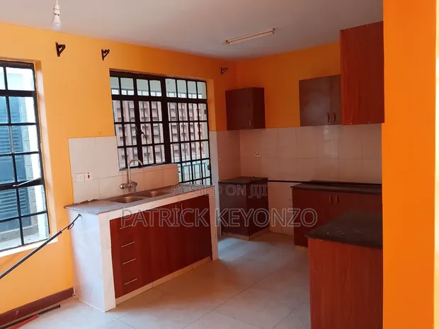 3bdrm Apartment in Green City, Gateway Mall Area for rent