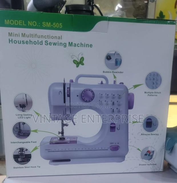 Mini Sewing Machine - main view
