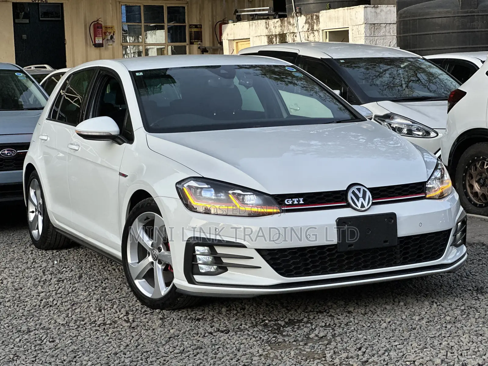 Volkswagen Golf GTI 2.0T S 2018 White