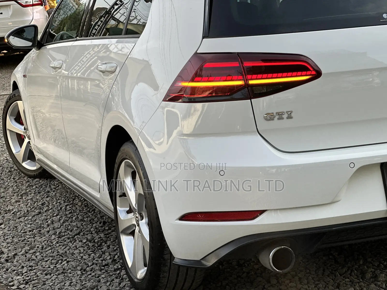 Volkswagen Golf GTI 2.0T S 2018 White
