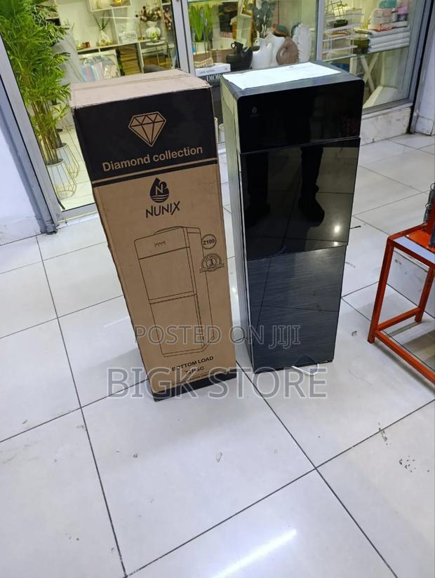 Strong Bottom Load Water Dispenser - main view