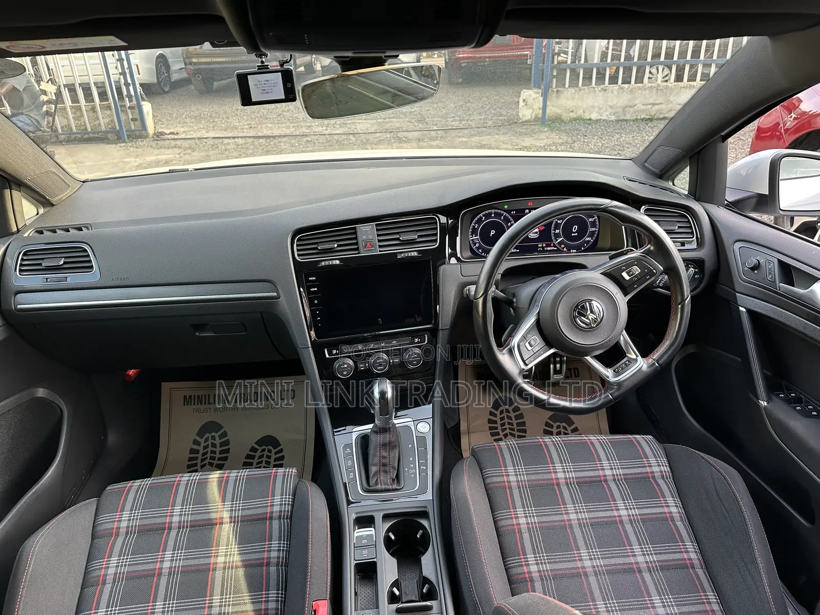 Volkswagen Golf GTI 2.0T S 2018 White