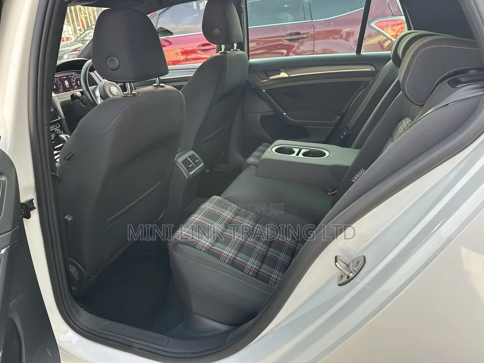 Volkswagen Golf GTI 2.0T S 2018 White