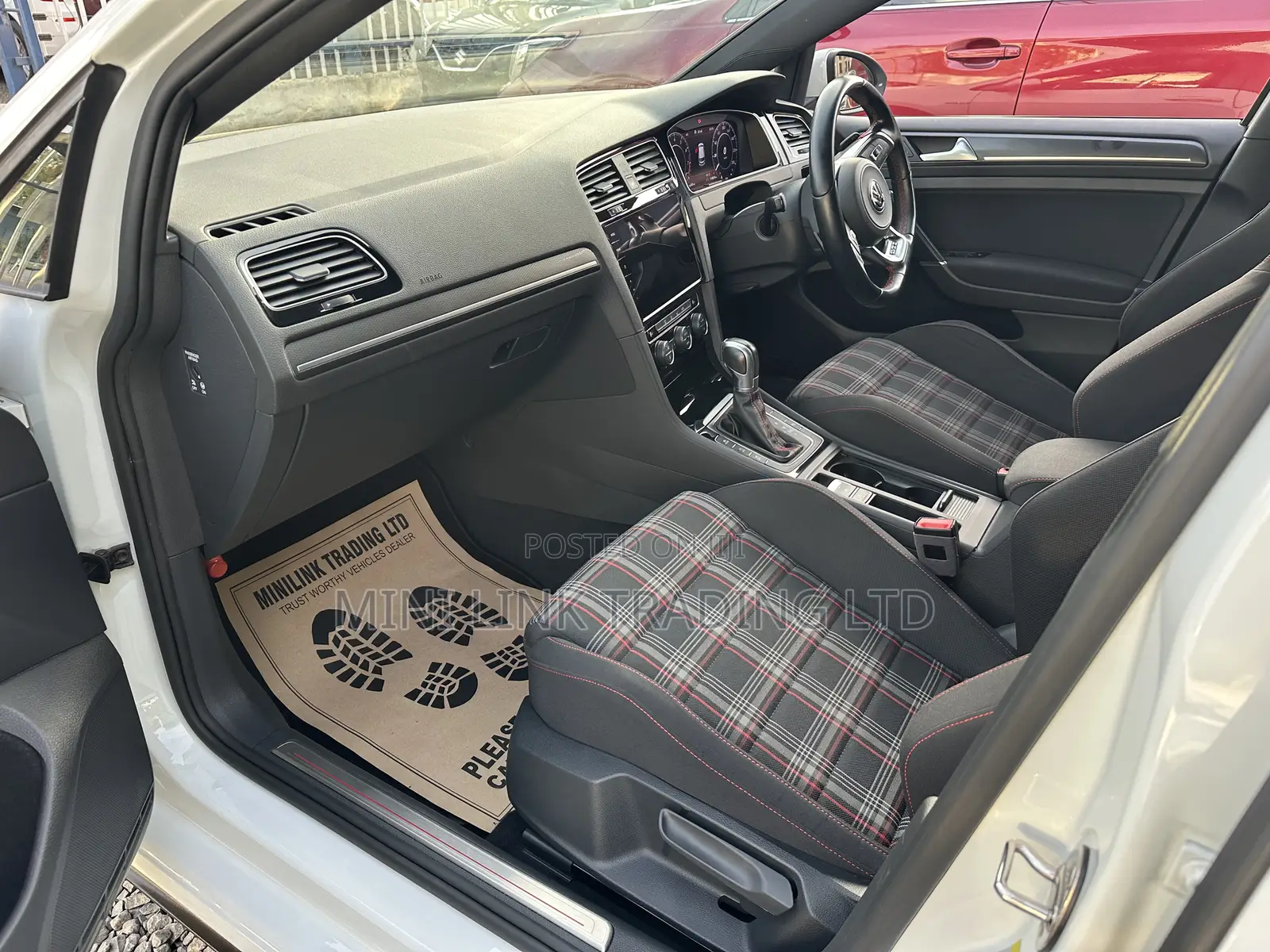 Volkswagen Golf GTI 2.0T S 2018 White
