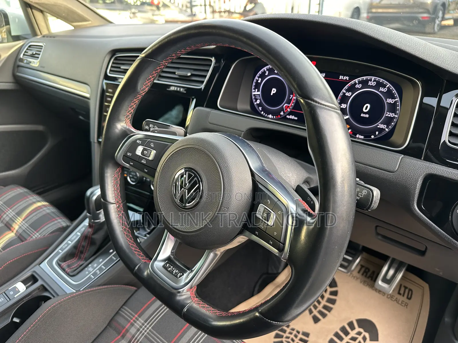 Volkswagen Golf GTI 2.0T S 2018 White
