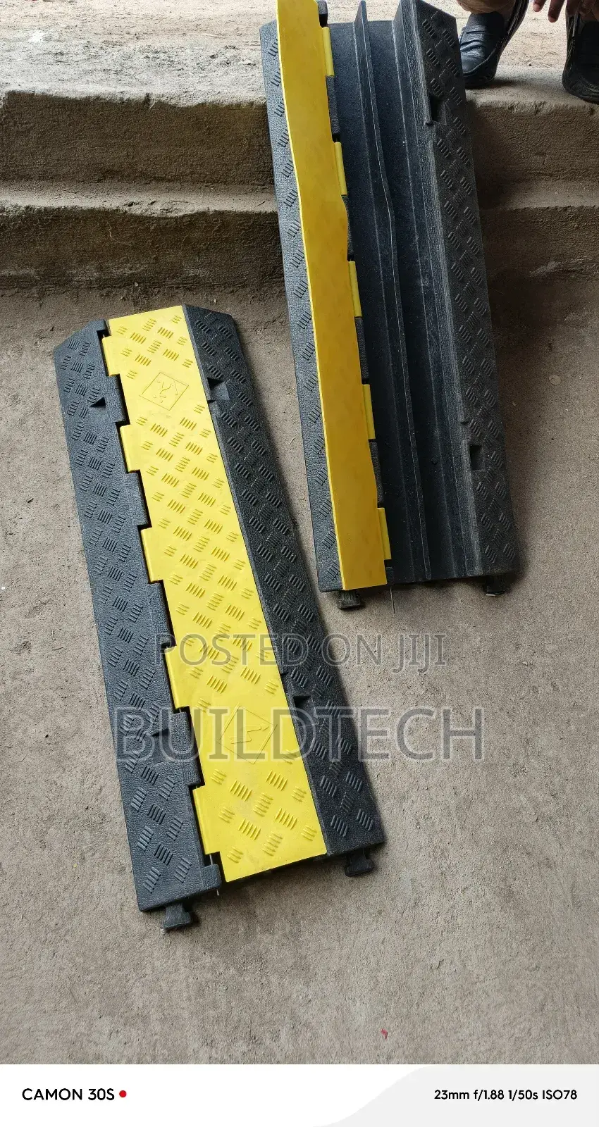 Proffesional Rubber Cable Management Ramp