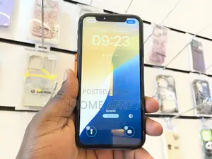 Apple XR 64 GB Black