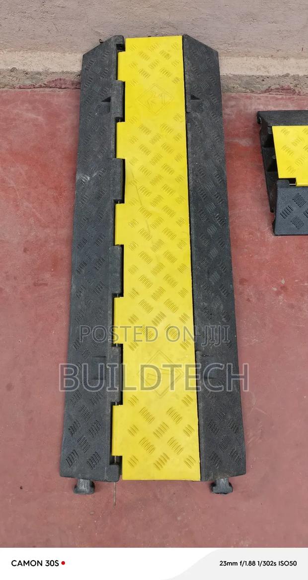 Extra Thick Rubber Cable Floor Protection - thumbnail 4