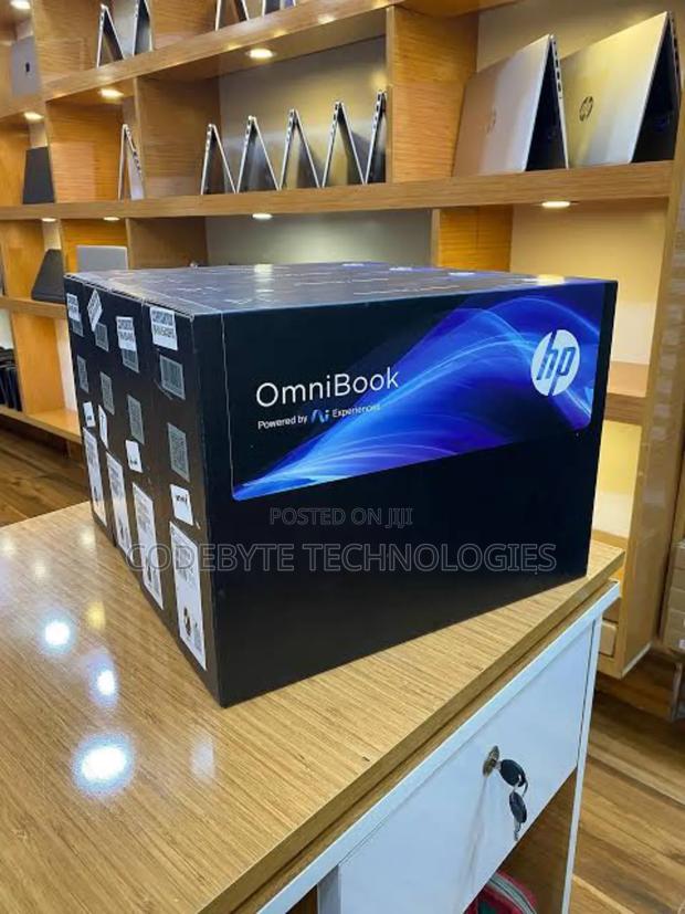 New Laptop HP OmniBook Ultra Flip 16" 16GB Intel Core I7 SSD 1T - thumbnail 2