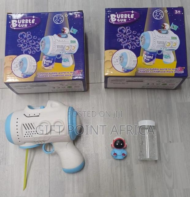 Battery Operated Bubble Gun With Inbuilt Bubble Water And Lights