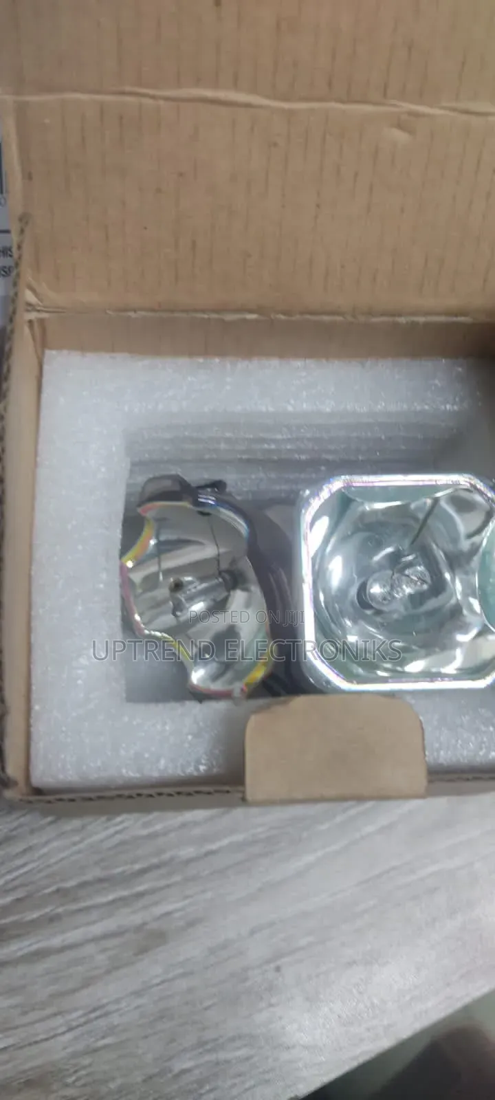 Projector Lamps With Zero Flicker Zero Dullness