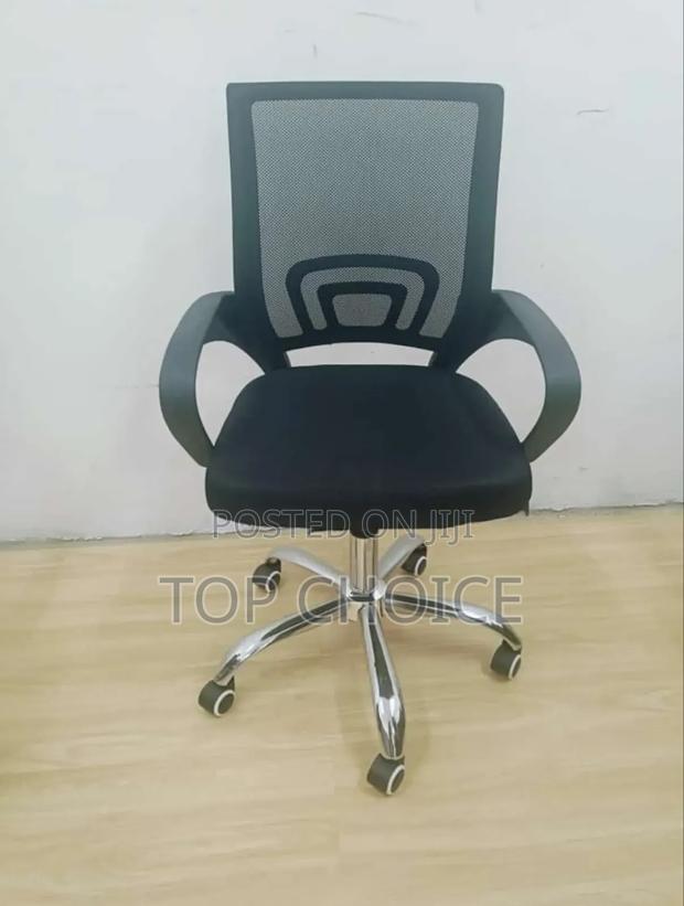 Modern Mesh Office Chairs - main view