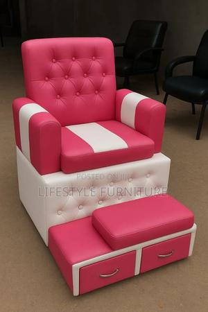 Pedicure One Seater Seat - thumbnail 2