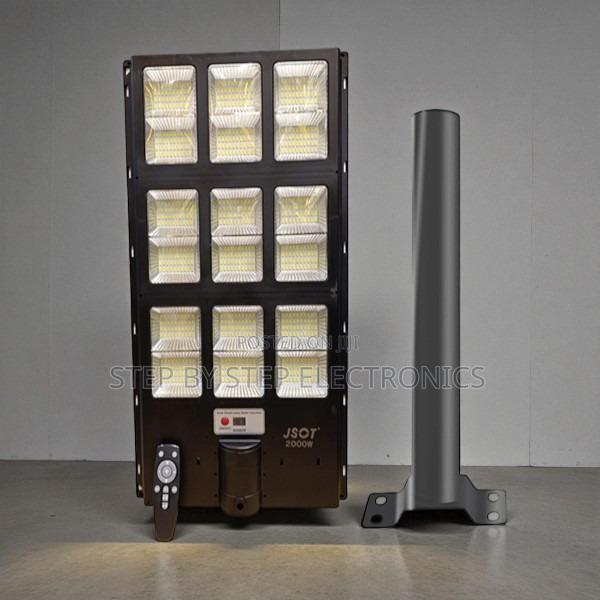 2000w Solar Lamp With Remote Control and Reliable Long Lasting Quality