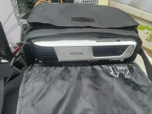 Reliable Flexible Projector Bag