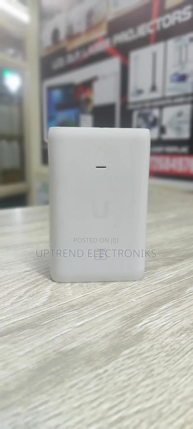 Network Poe 24v Adapter – Perfect for Wireless Links - thumbnail 2