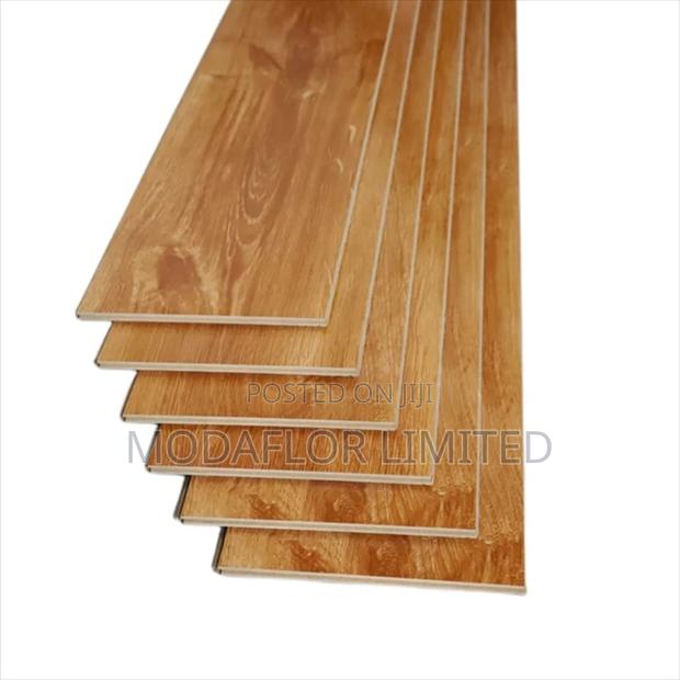 Laminate Family Friendly Floorboards _ Strong Safe - main view