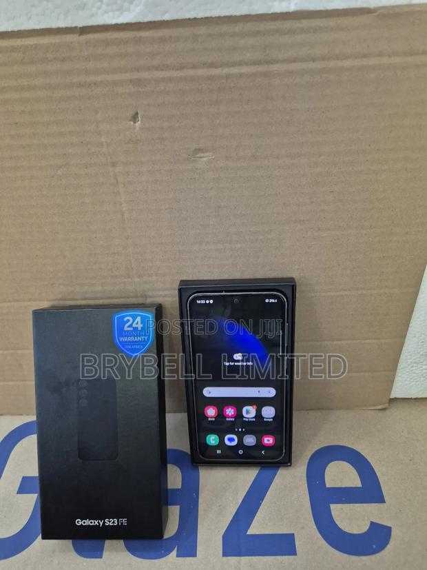 Samsung Galaxy S23 FE 256 GB Black - thumbnail 4