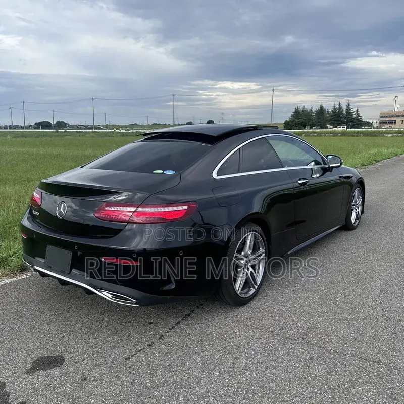 Mercedes-Benz E200 2017 Black