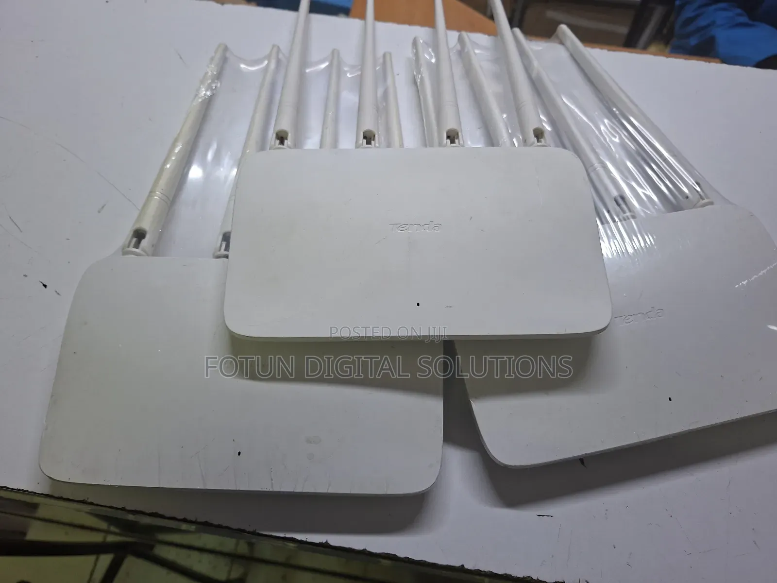 Tenda F6 Wireless N300 Easysetup Router