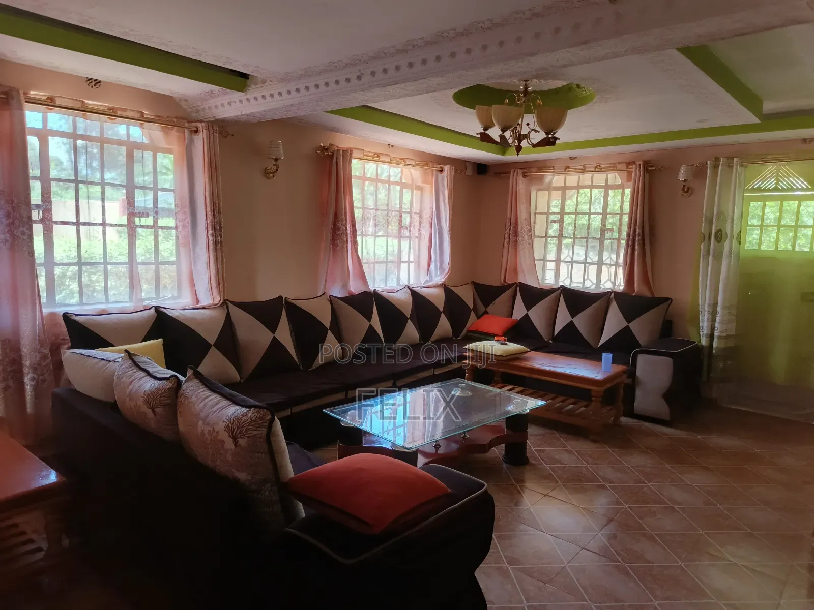 Furnished 5bdrm Bungalow in Karatina Town for sale