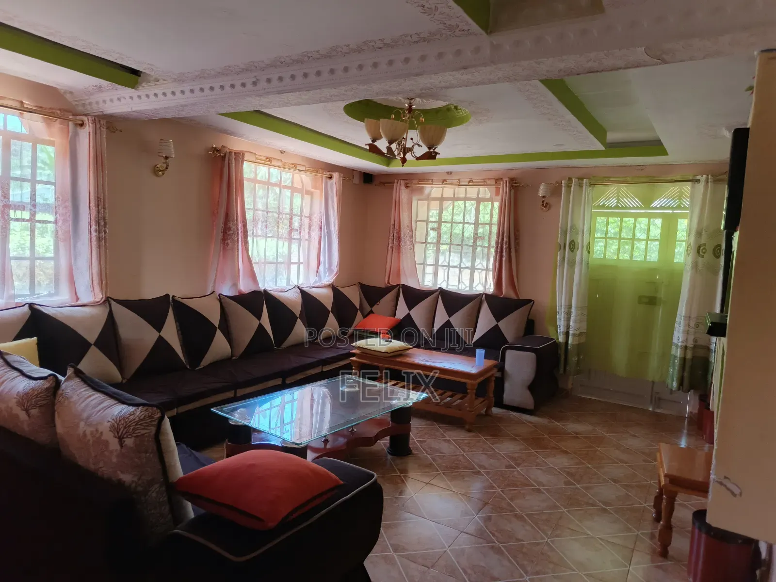 Furnished 5bdrm Bungalow in Karatina Town for sale