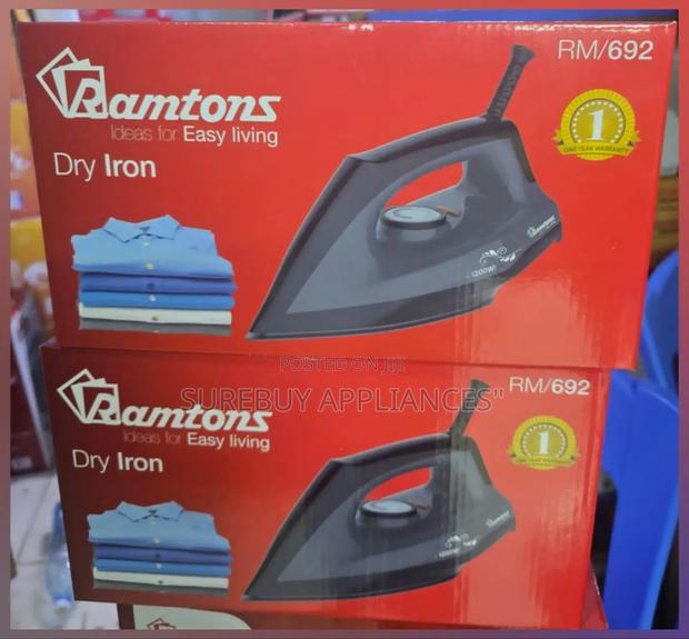 Ramtons Dry Iron Box