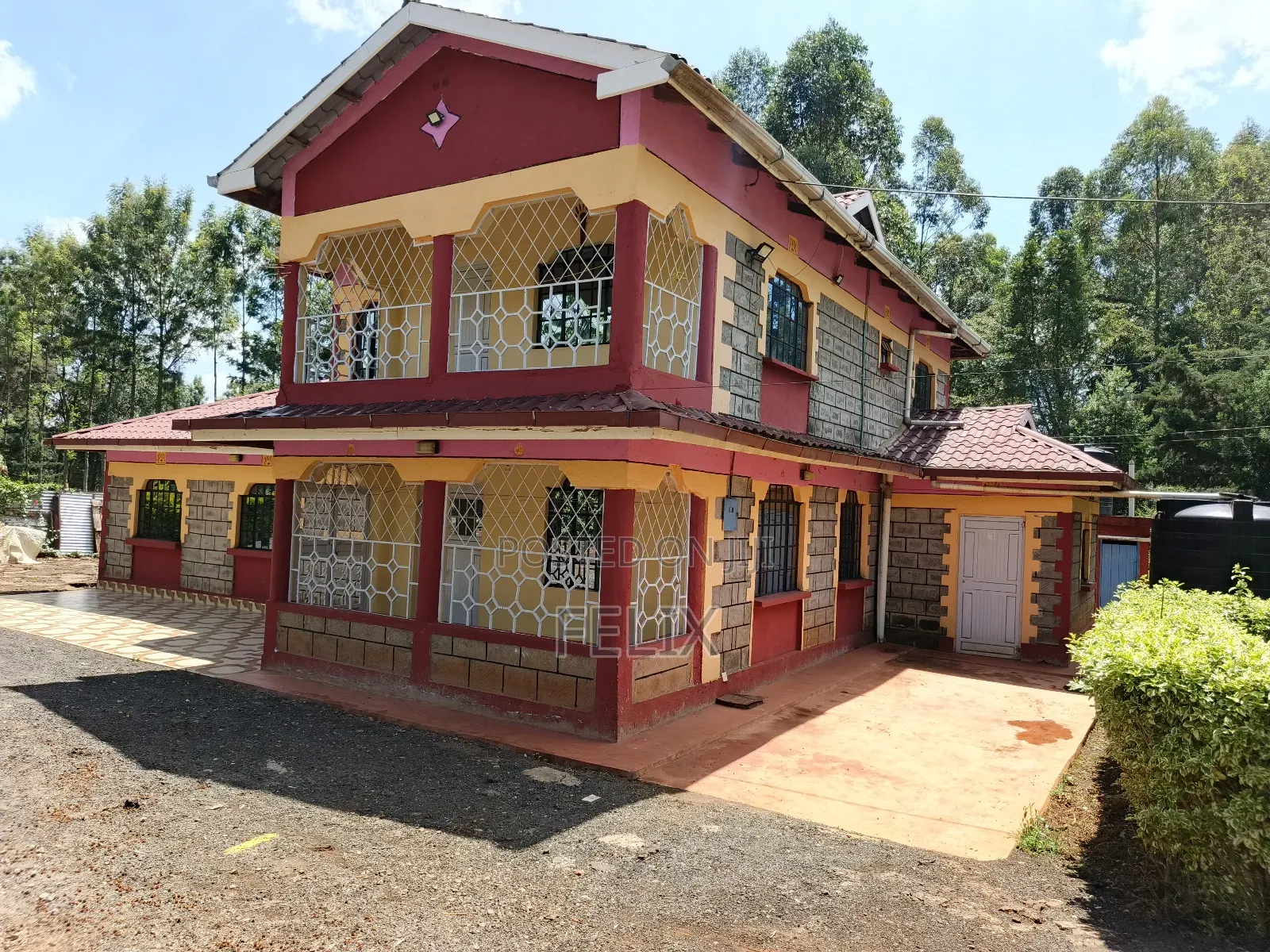 Furnished 5bdrm Bungalow in Karatina Town for sale