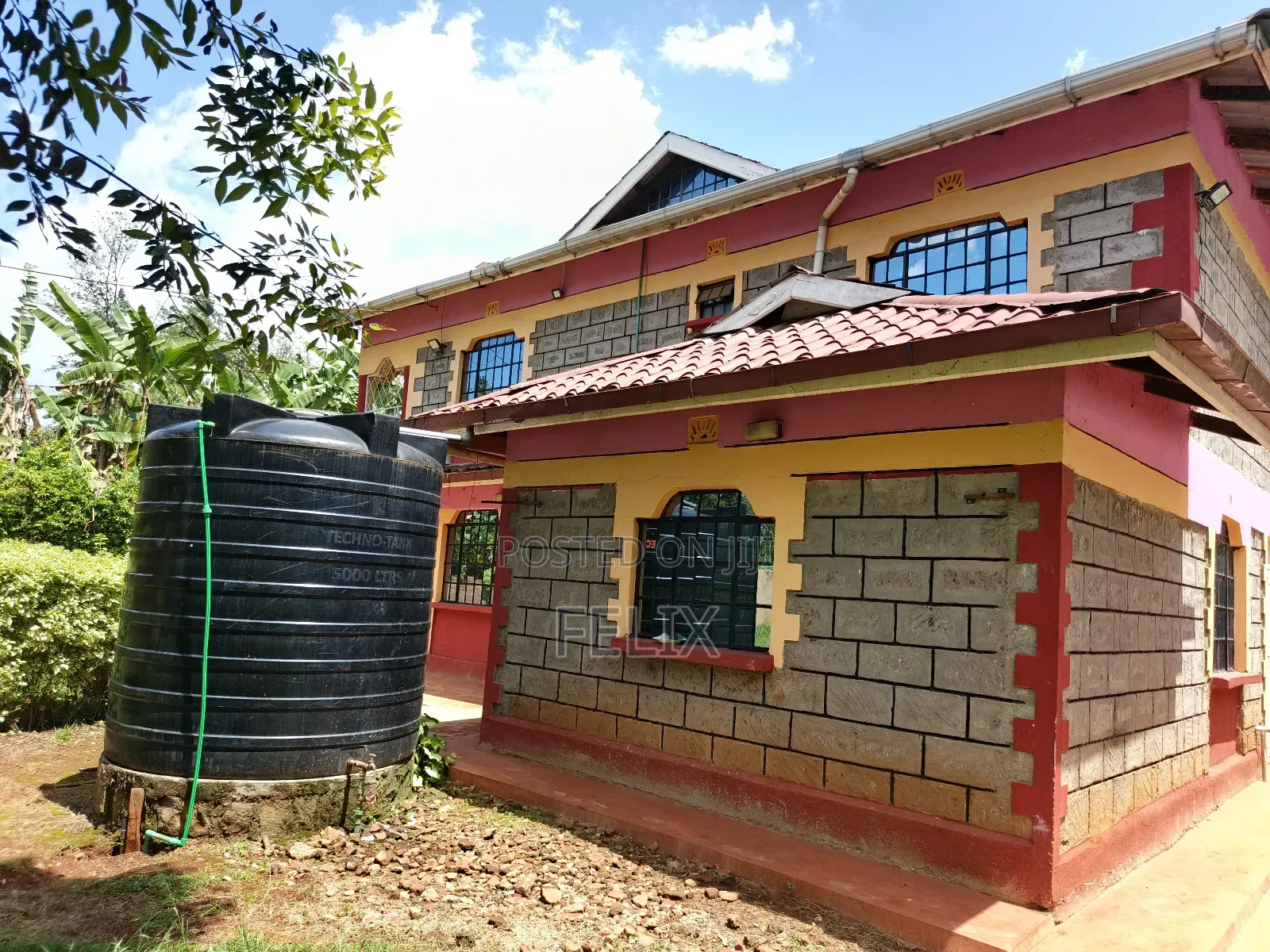 Furnished 5bdrm Bungalow in Karatina Town for sale