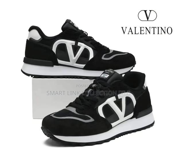 Valentino Sneakers