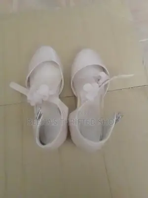 Girl's Pink Dress Shoes