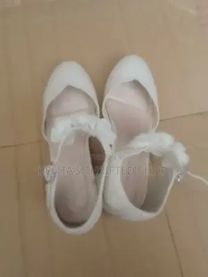 Girl's Pink Dress Shoes