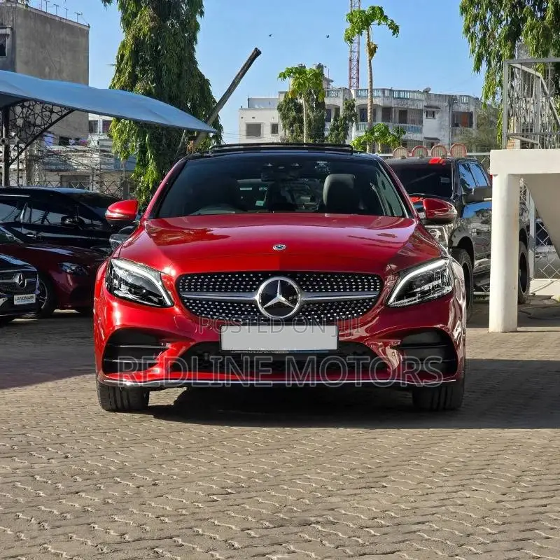 Mercedes-Benz C200 2019 Red
